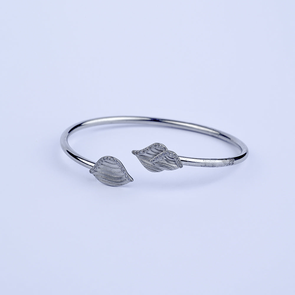 Antiq Met Unique Platinum Silver Lsb
